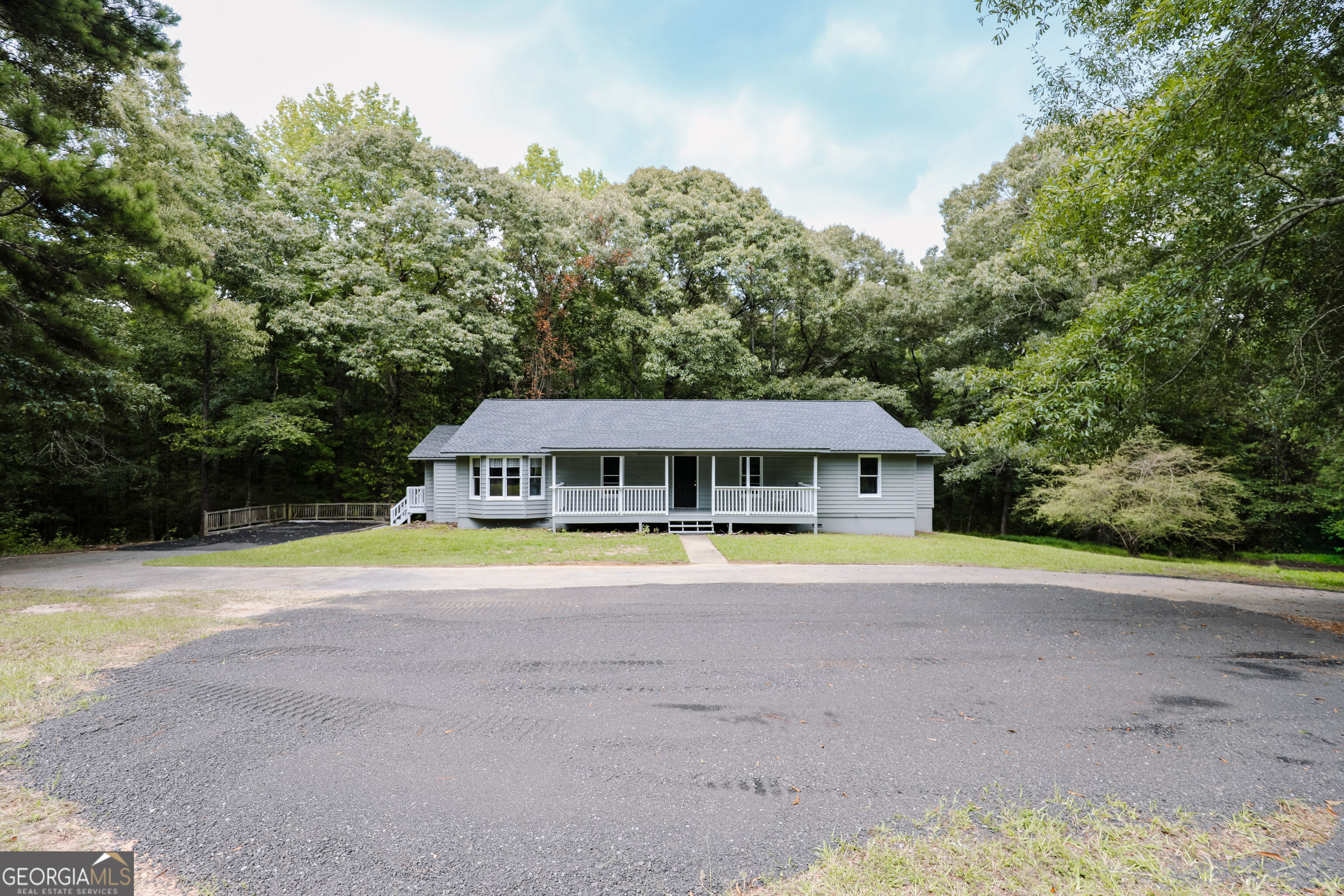 2447 Martin Mill Road Newnan, GA 30263 - Photo 2 of 42 Gallery Image 2