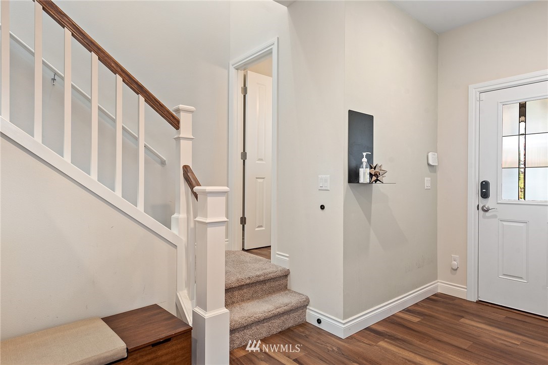 20304 85th Place Northeast Bothell, WA 98011 - Photo 11 of 25