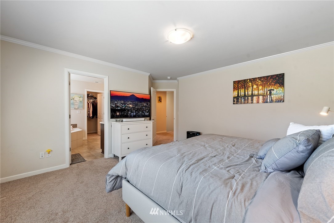 20304 85th Place Northeast Bothell, WA 98011 - Photo 14 of 25