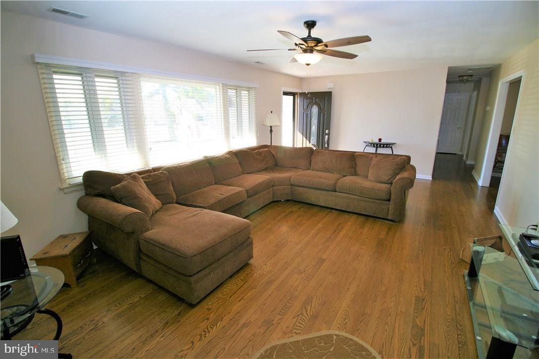 480 Barnacle Road Forked River, NJ 08731 - Photo 8 of 29 Gallery Image 8