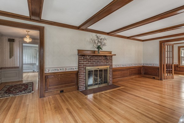 266 Lawrence Road Medford, MA 02155 - Photo 9 of 30 Gallery Image 9