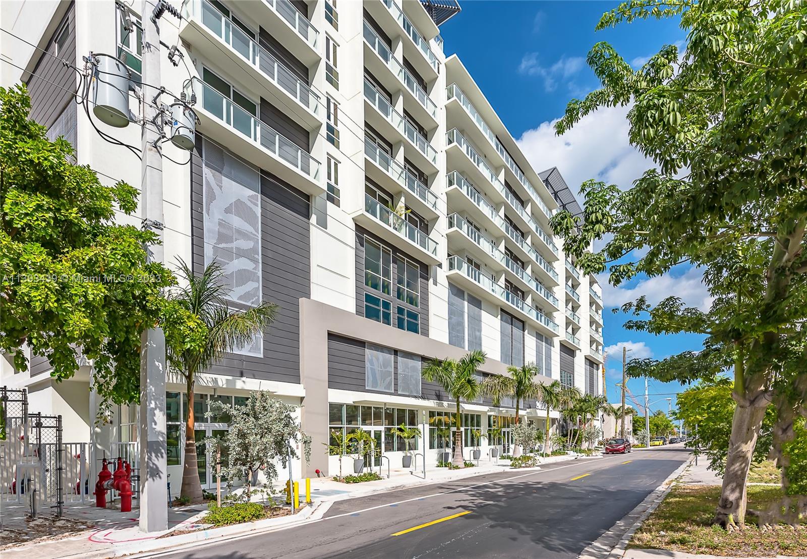 Edgewater Miami, FL 33137 - Photo 2 of 10 front view of a building