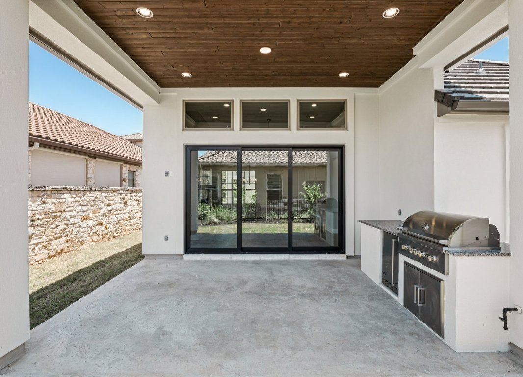 205 Indigo Lane Georgetown, TX 78628 - Photo 19 of 33 a view of an empty room with a window