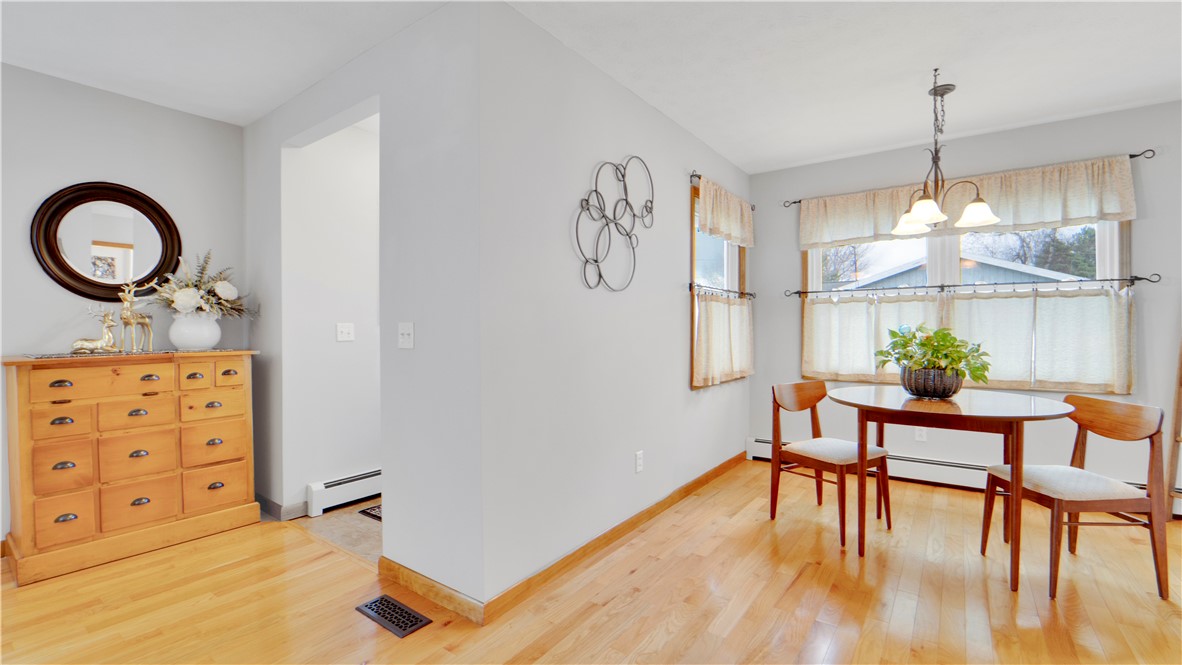 3436 Ridge Road Williamson, NY 14589 - Photo 13 of 43