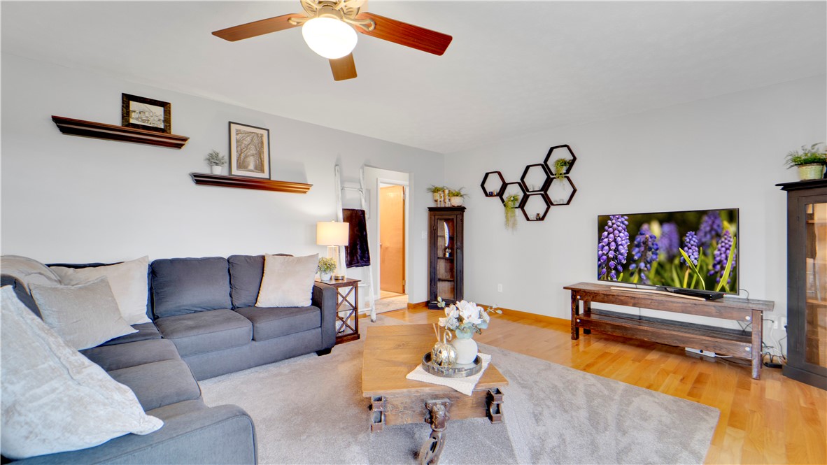 3436 Ridge Road Williamson, NY 14589 - Photo 19 of 43