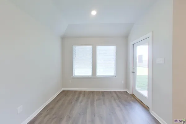 $1,595 | 117 Yardley Court, Lafayette, LA 70507