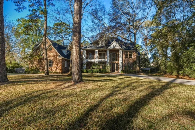 $1,625,000 | 23 Watertree Drive, The Woodlands, TX 77380