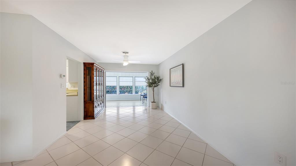 524 Glen Oak Road Venice, FL 34293 - Photo 10 of 34
