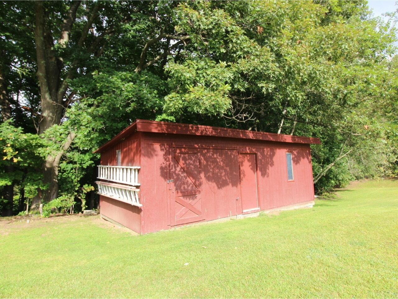 35 Cooper Road Milton, VT 05468 - Photo 19 of 28 Gallery Image 19