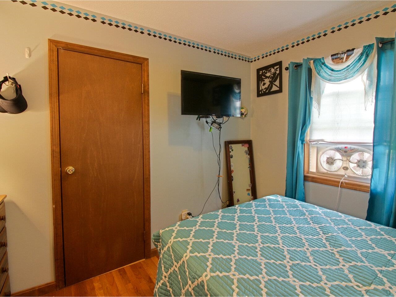 35 Cooper Road Milton, VT 05468 - Photo 5 of 28 Gallery Image 5