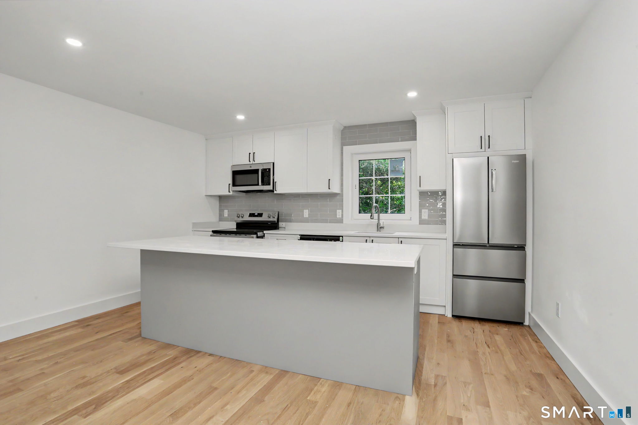8 Benson Road Bethel, CT 06801 - Photo 6 of 32