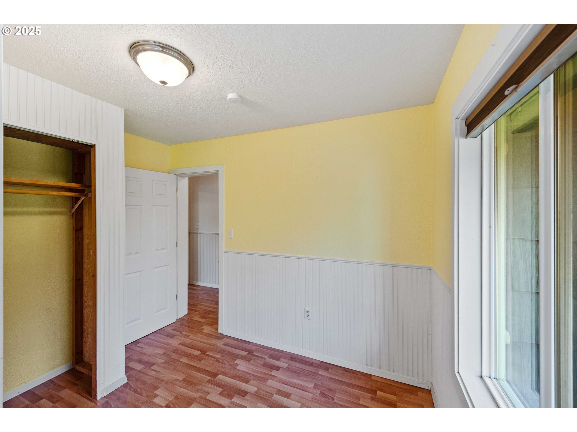 54568 Beach Loop Road Bandon, OR 97411 - Photo 32 of 38 a view of an empty room