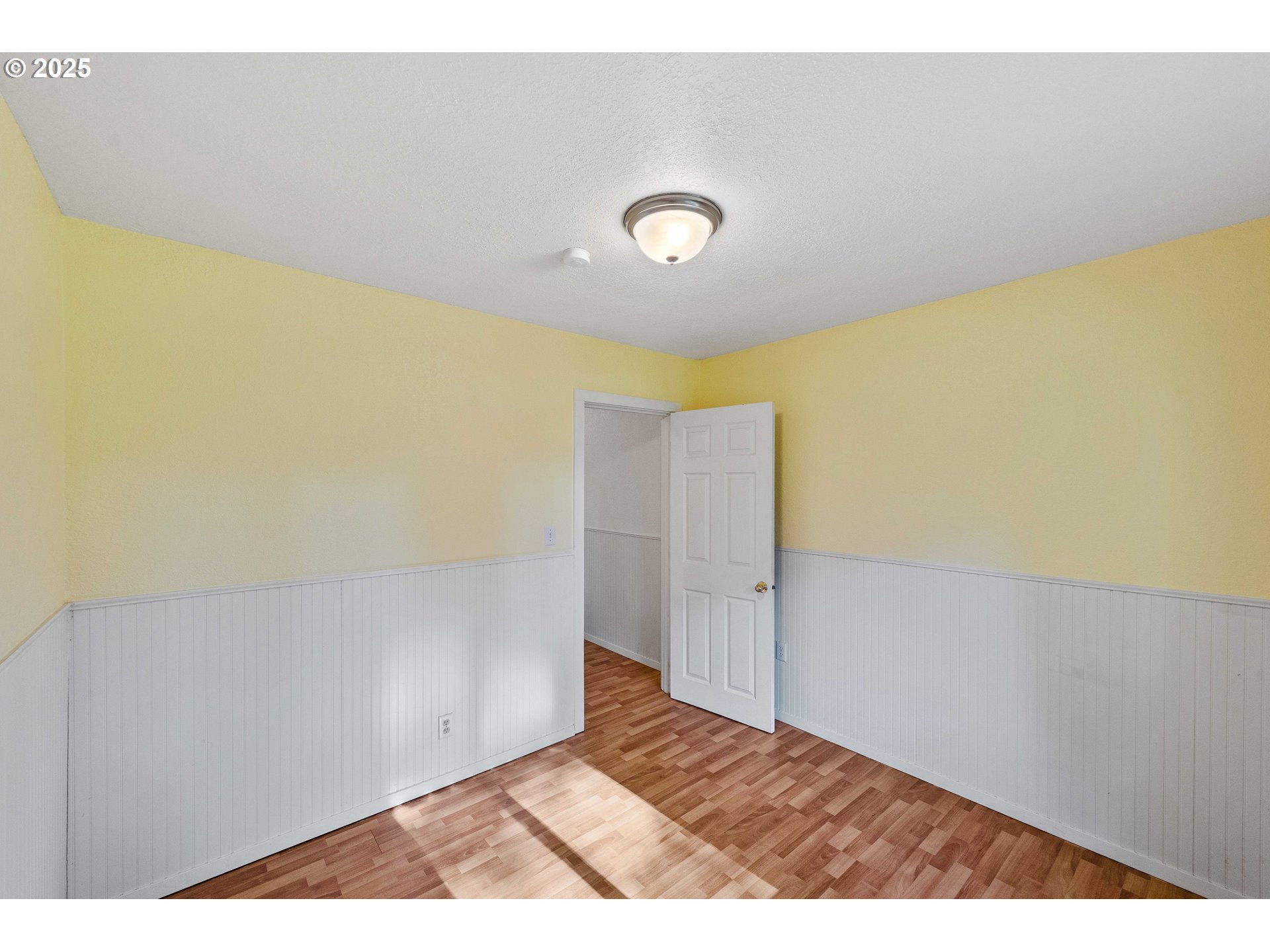 54568 Beach Loop Road Bandon, OR 97411 - Photo 35 of 38 a view of an empty room