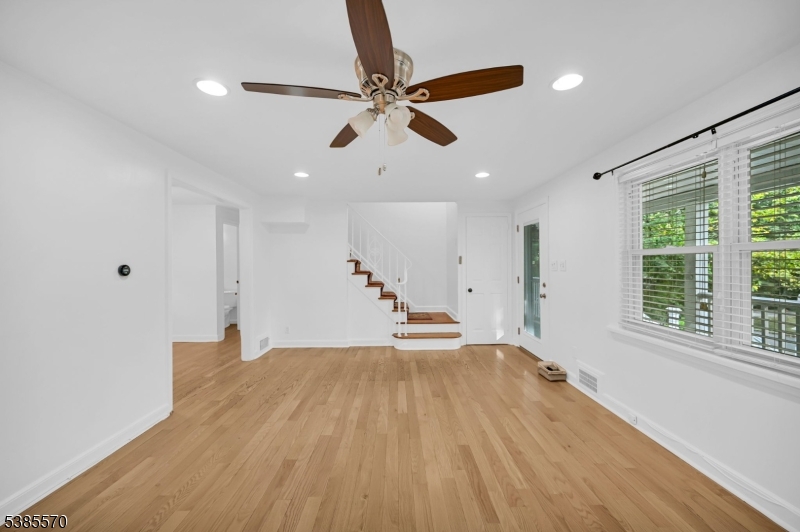 3 Country Club Road Livingston, NJ 07039 - Photo 7 of 34