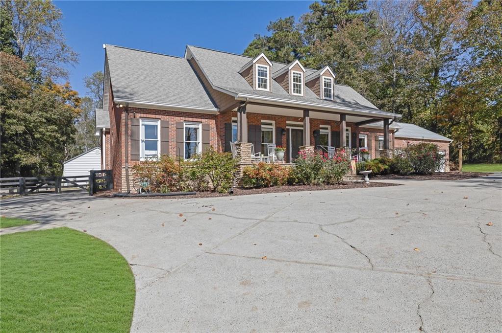 2325 Mountain Road Alpharetta, GA 30004 - Photo 1 of 70