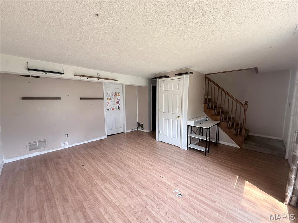 5429 Nantucket Court High Ridge, MO 63049 - Photo 4 of 26 Gallery Image 4