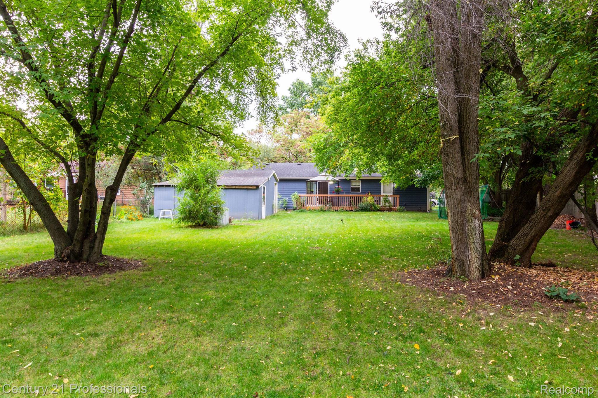 1147 East Auburn Road Rochester, MI 48307 - Photo 33 of 39 Gallery Image 33