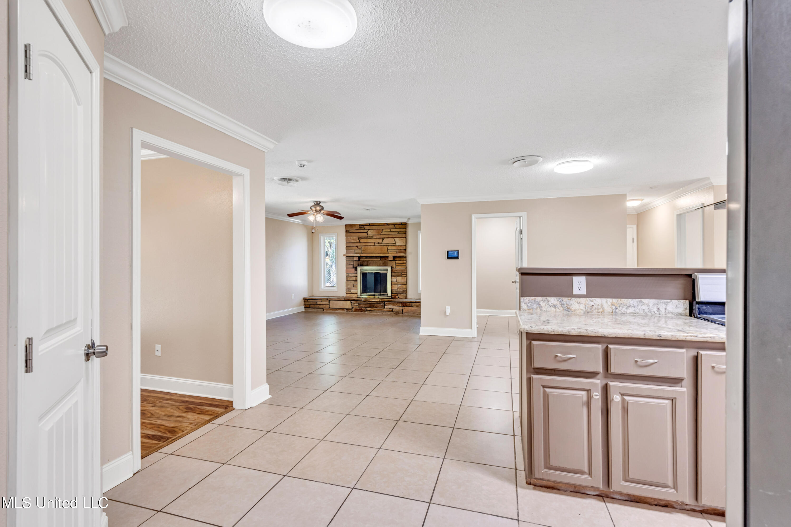 12255 Depew Road Gulfport, MS 39503 - Photo 13 of 35 12255DepewRd-17