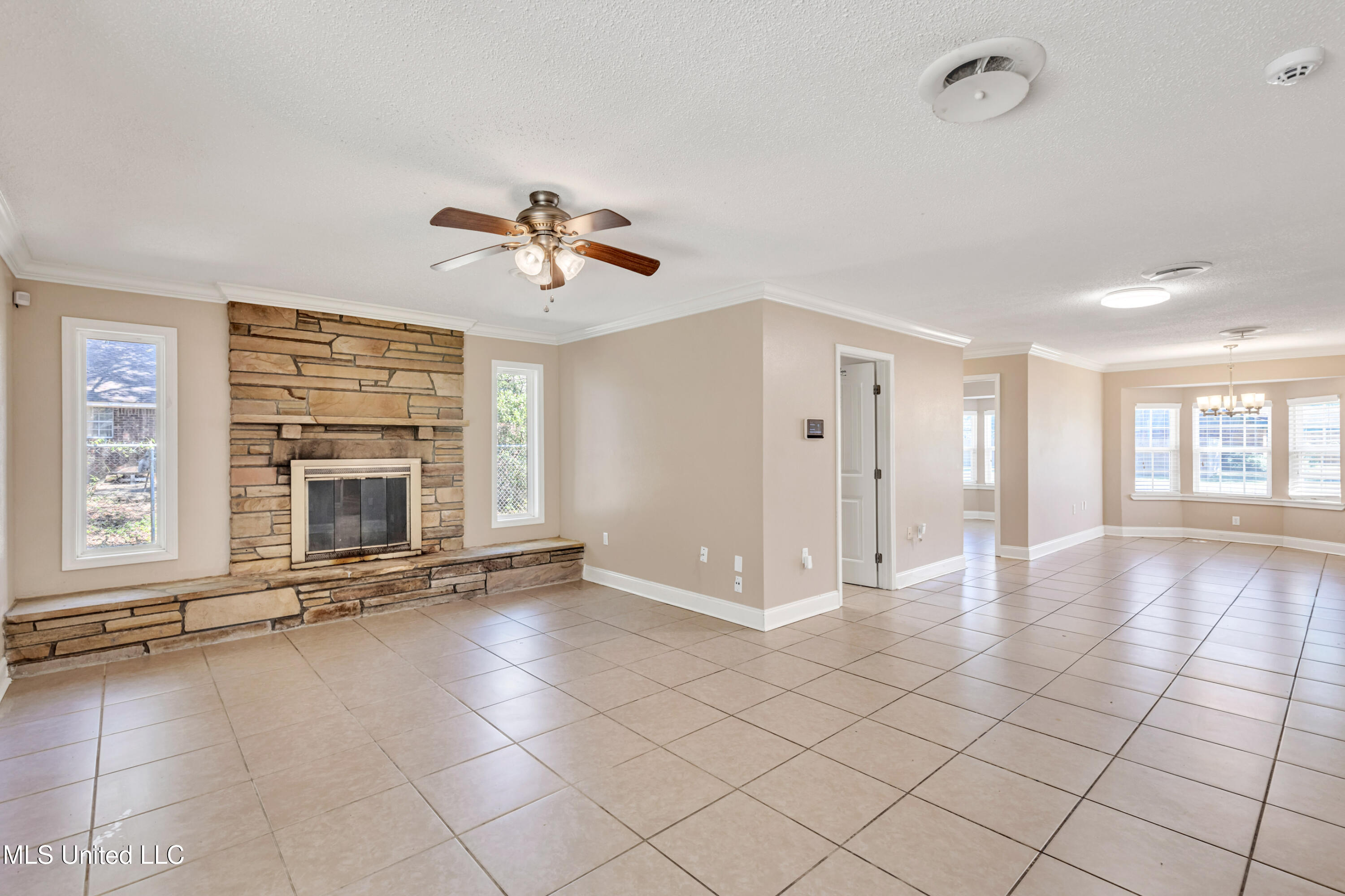 12255 Depew Road Gulfport, MS 39503 - Photo 20 of 35 12255DepewRd-25