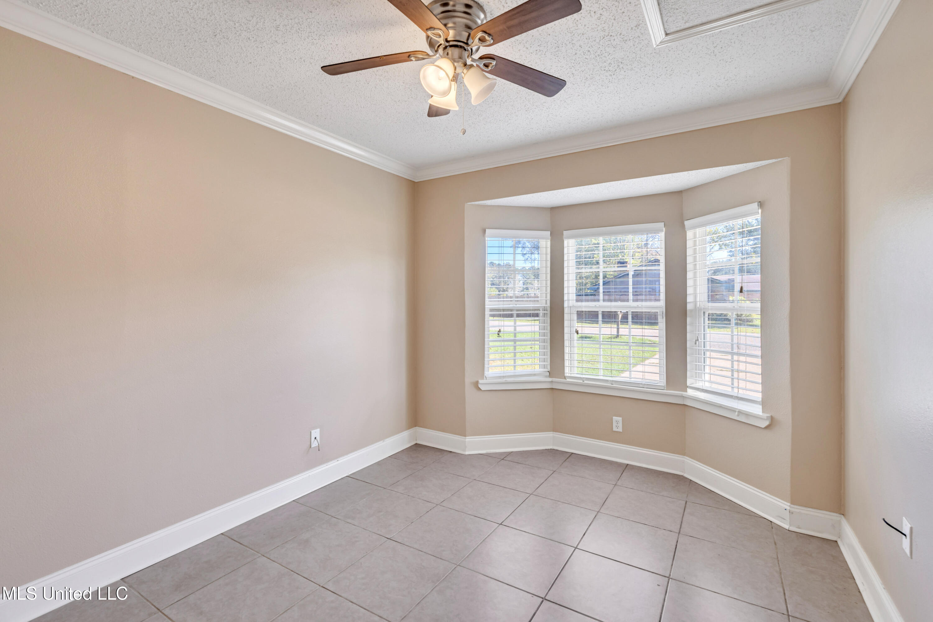 12255 Depew Road Gulfport, MS 39503 - Photo 21 of 35 12255DepewRd-26