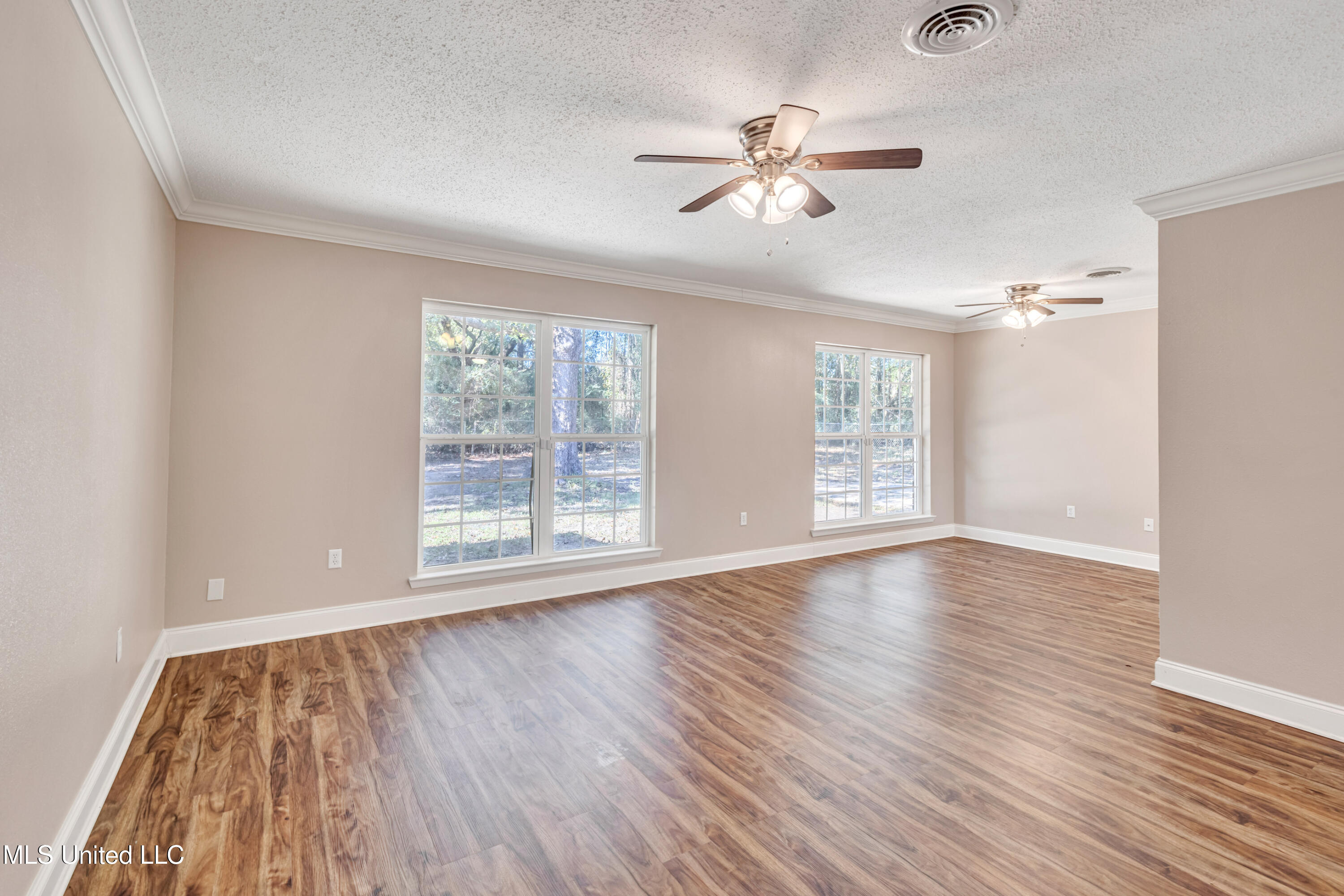 12255 Depew Road Gulfport, MS 39503 - Photo 10 of 35 12255DepewRd-14