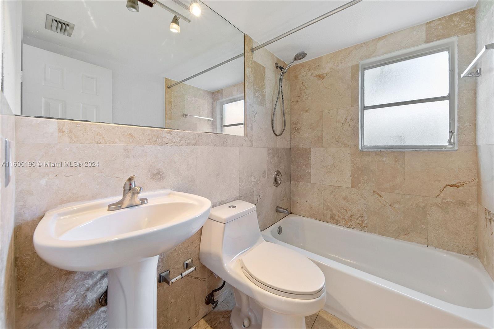 426 Northeast 77th Street Road, Unit 2 Miami, FL 33138 - Photo 6 of 25