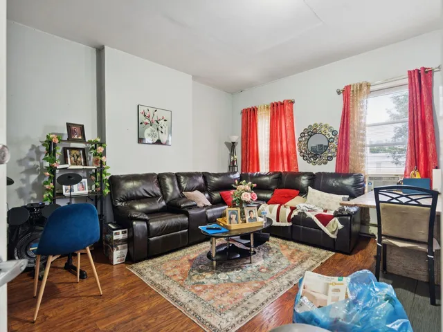 $750,000 | 247 Pacific Avenue, Jersey City, NJ 07304