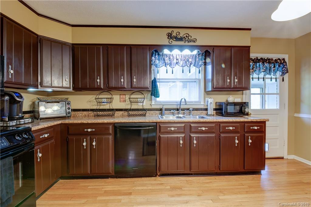 210 Asbury Road Candler, NC 28715 - Photo 16 of 28 Gallery Image 16
