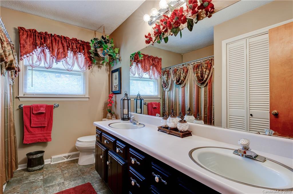 210 Asbury Road Candler, NC 28715 - Photo 17 of 28 Gallery Image 17