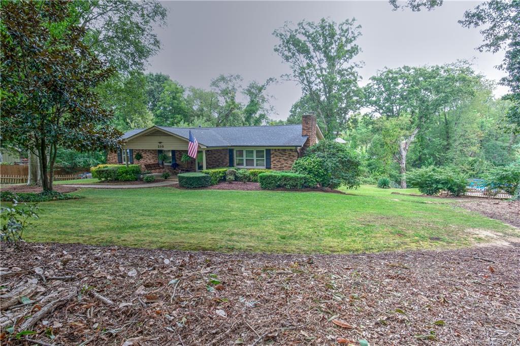 210 Asbury Road Candler, NC 28715 - Photo 3 of 28 Gallery Image 3