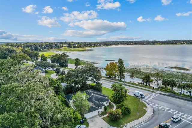 $850,000 | 225 Lake Hollingsworth Drive, Lakeland, FL 33803