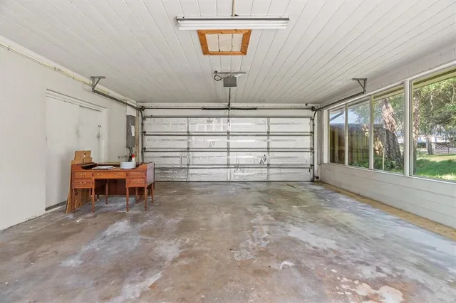 $850,000 | 225 Lake Hollingsworth Drive, Lakeland, FL 33803