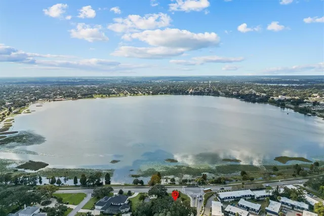 $850,000 | 225 Lake Hollingsworth Drive, Lakeland, FL 33803