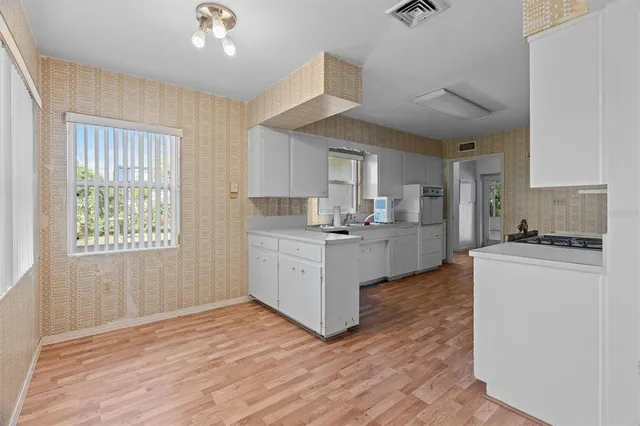 $850,000 | 225 Lake Hollingsworth Drive, Lakeland, FL 33803