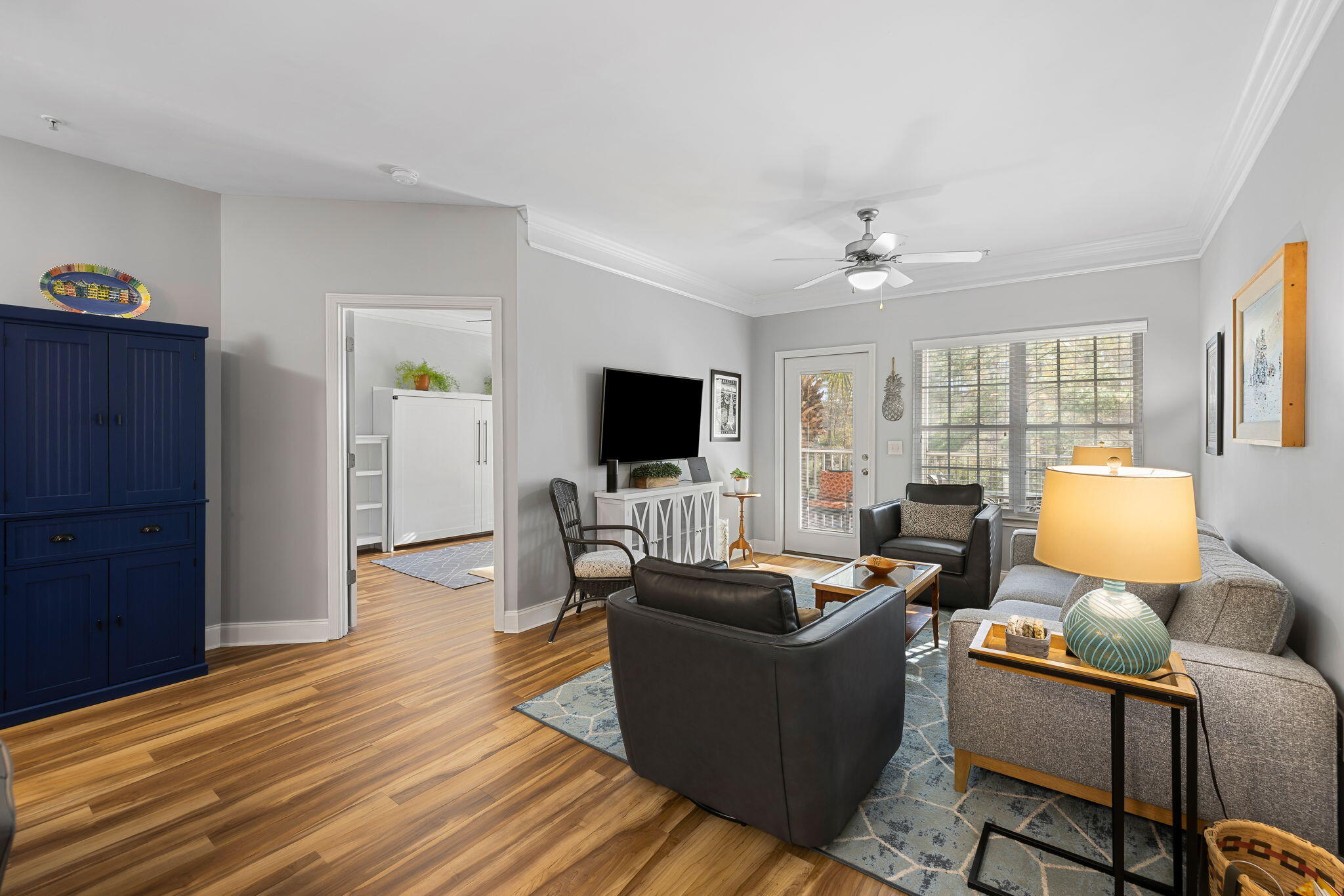 1409 Basildon Road Mount Pleasant, SC 29466 - Photo 5 of 25 Living Room