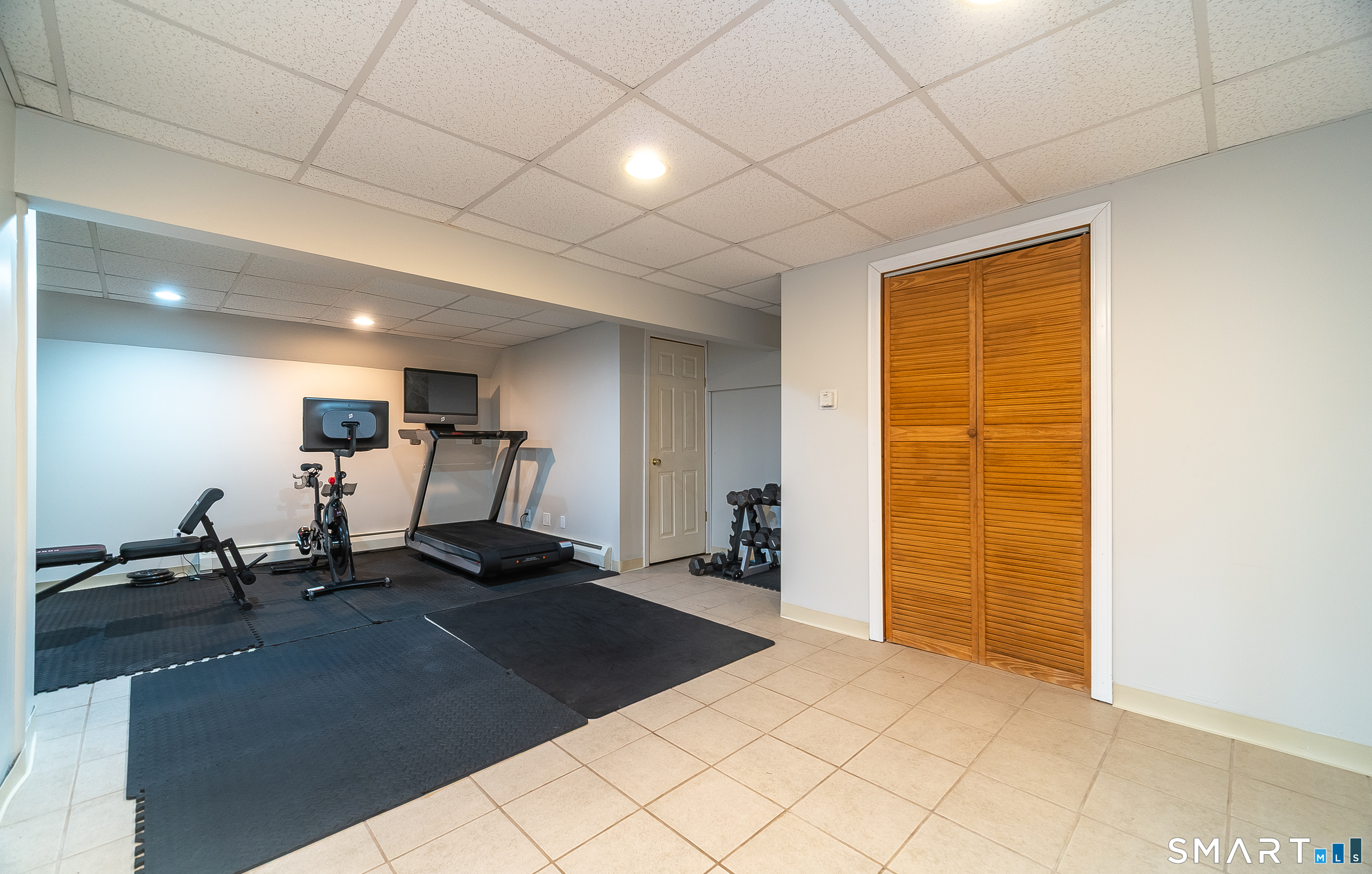 9 Ridge View Terrace New Hartford, CT 06057 - Photo 25 of 35
