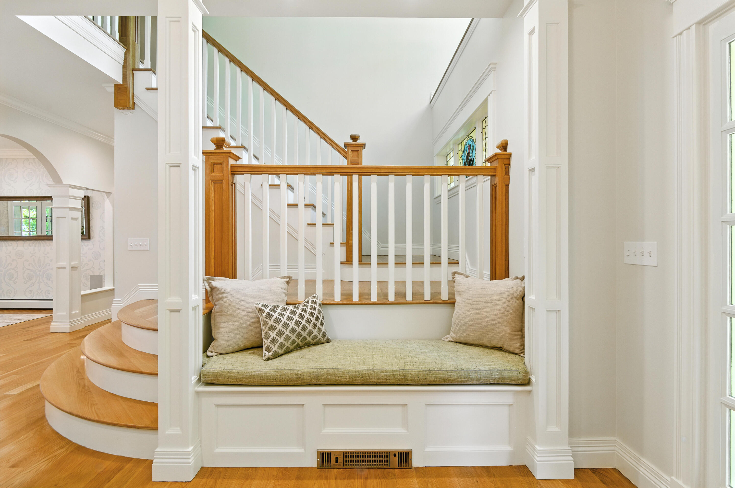 184 Spruce Point Road Yarmouth, ME 04096 - Photo 21 of 42 43_184 Spruce Point Rd_MorneauStudios_Pr