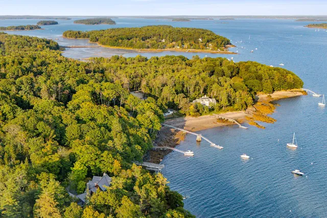 $4,500,000 | 184 Spruce Point Road, Yarmouth, ME 04096