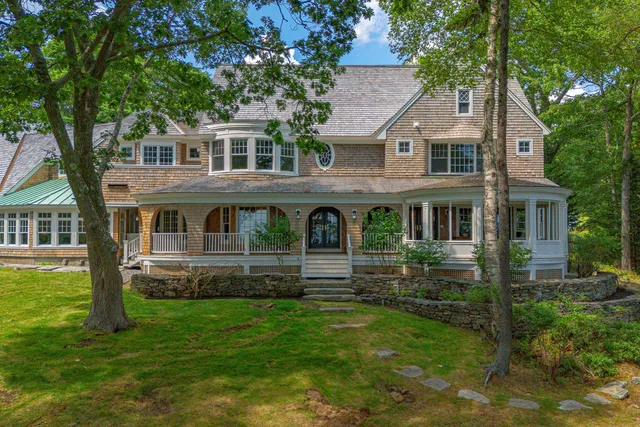 $4,500,000 | 184 Spruce Point Road, Yarmouth, ME 04096