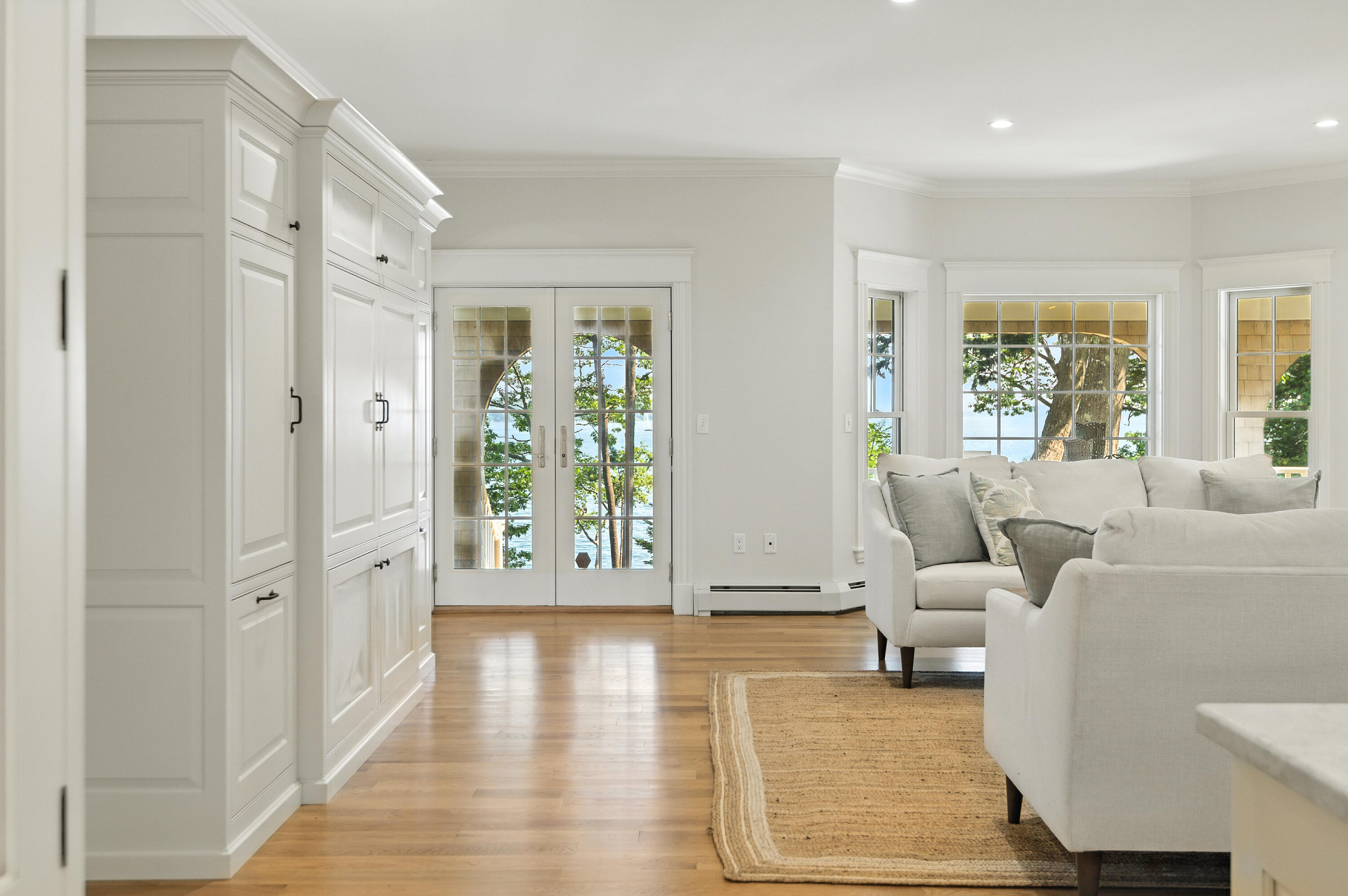 184 Spruce Point Road Yarmouth, ME 04096 - Photo 9 of 42 61_184 Spruce Point Rd_MorneauStudios_Pr