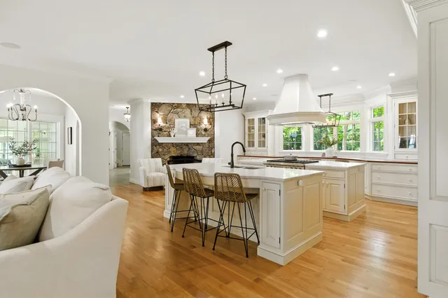 $4,500,000 | 184 Spruce Point Road, Yarmouth, ME 04096