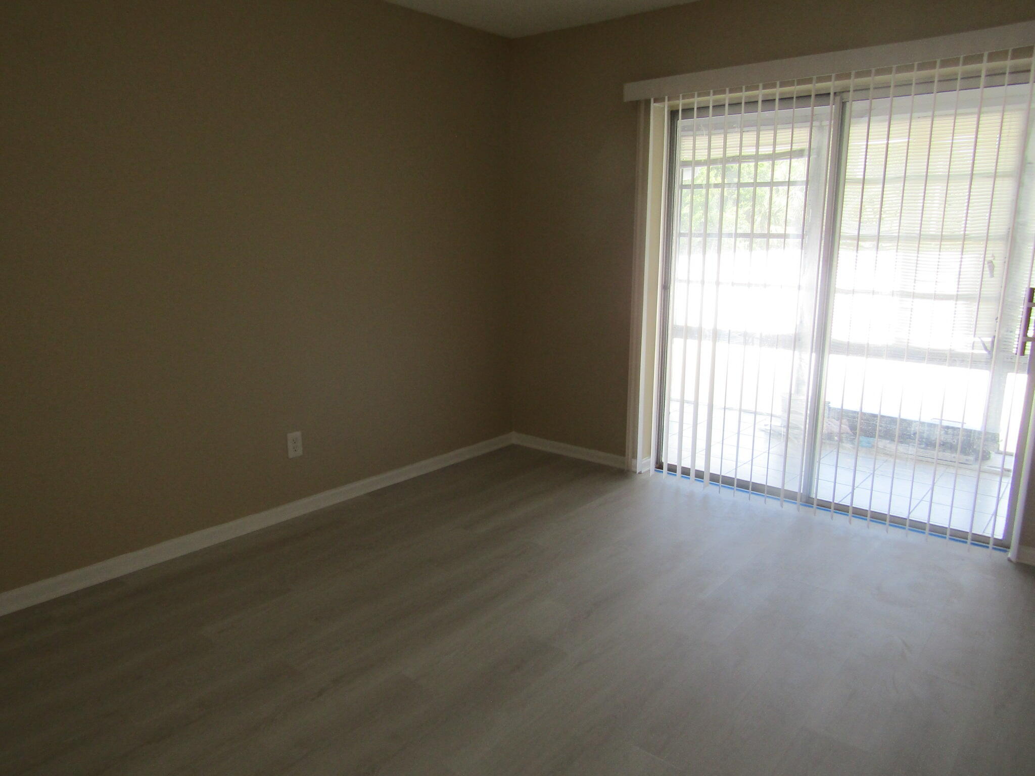 2929 Southeast Ocean Boulevard, Unit 7 Stuart, FL 34996 - Photo 6 of 17 closet