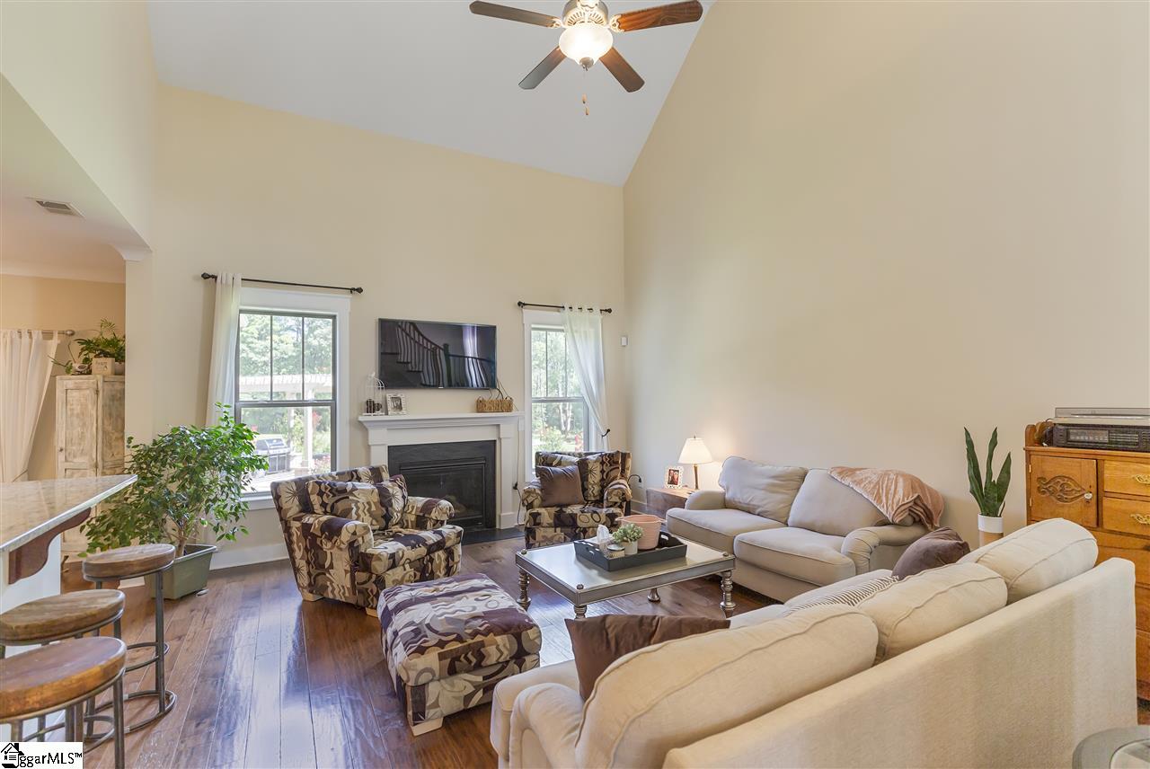 109 Rosecrest Lane Simpsonville, SC 29680 - Photo 14 of 35 Gallery Image 14