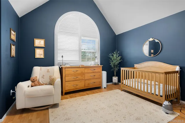 $575,999 | 8 Sunridge Lane, Islip, NY 11751