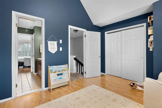 $575,999 | 8 Sunridge Lane, Islip, NY 11751