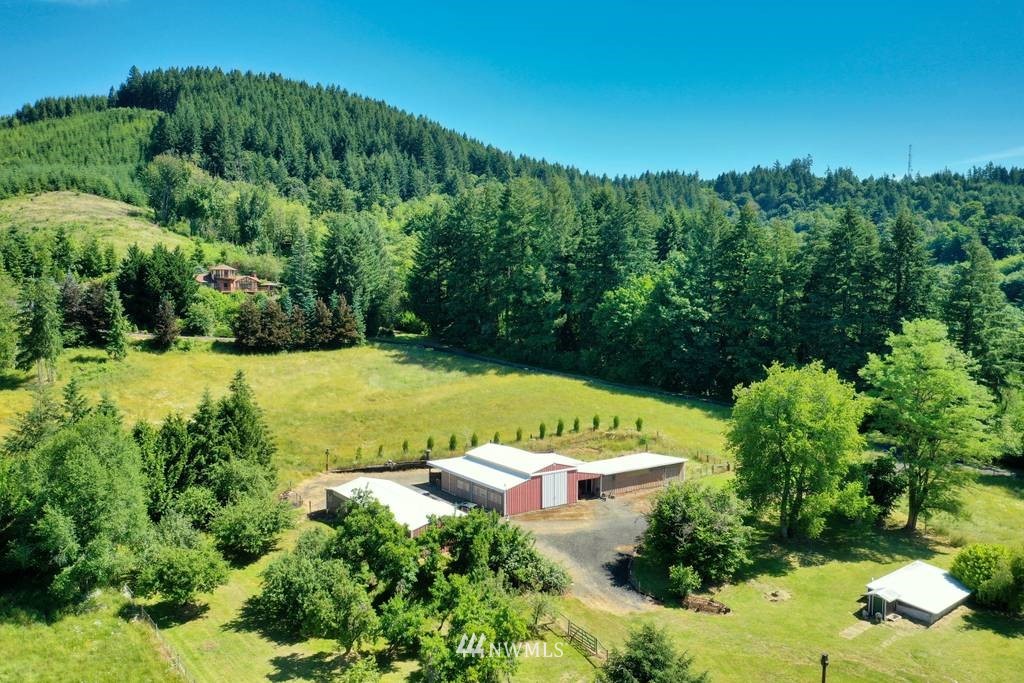 1624 King Road Winlock, WA 98596 - Photo 6 of 39 an aerial view of a house