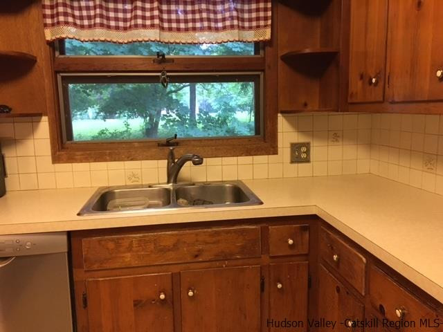365 Cottekill Road Stone Ridge, NY 12484 - Photo 8 of 23 Photo 8