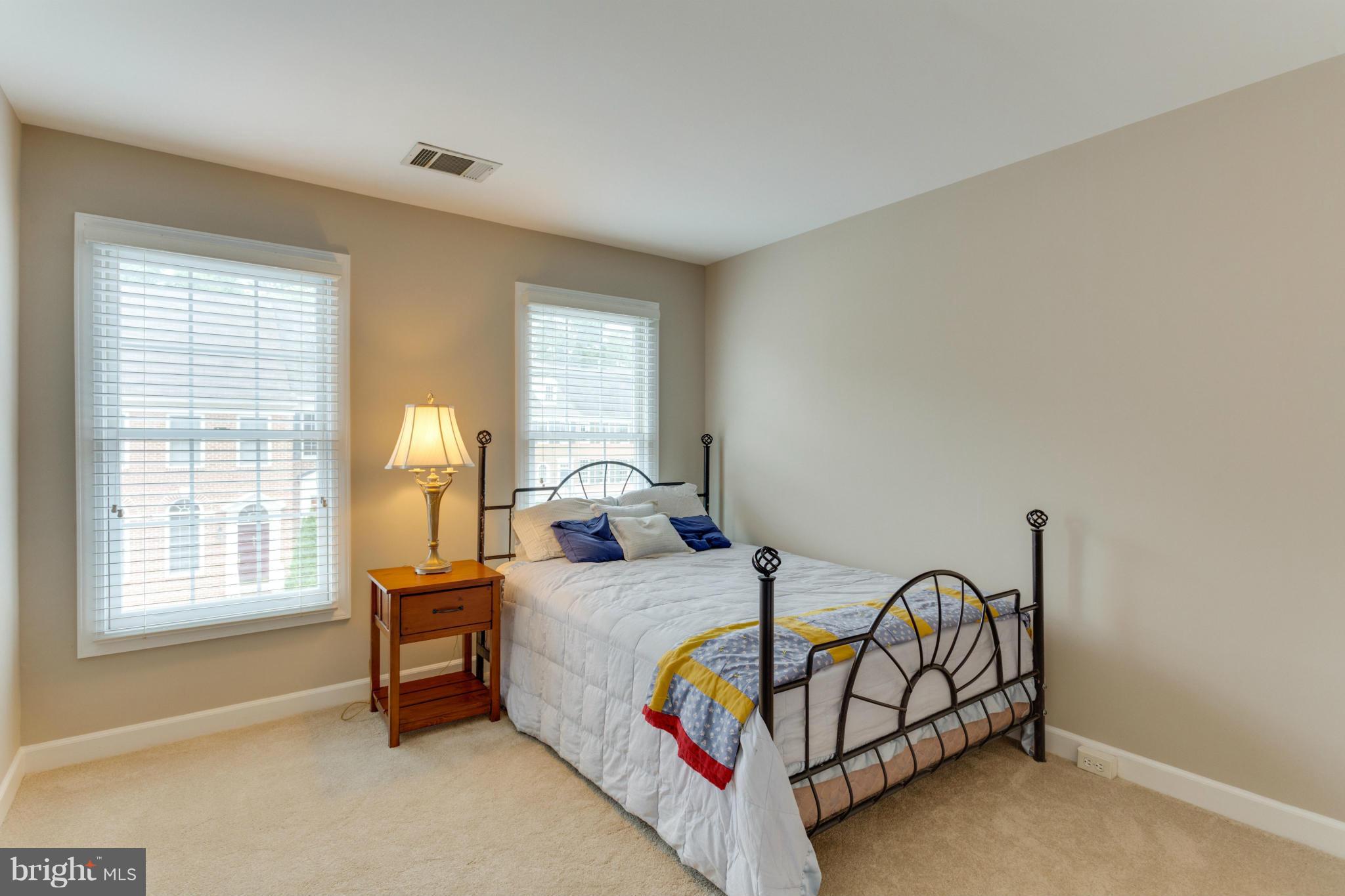 132 Roland Court Southwest Vienna, VA 22180 - Photo 17 of 30 Bedroom