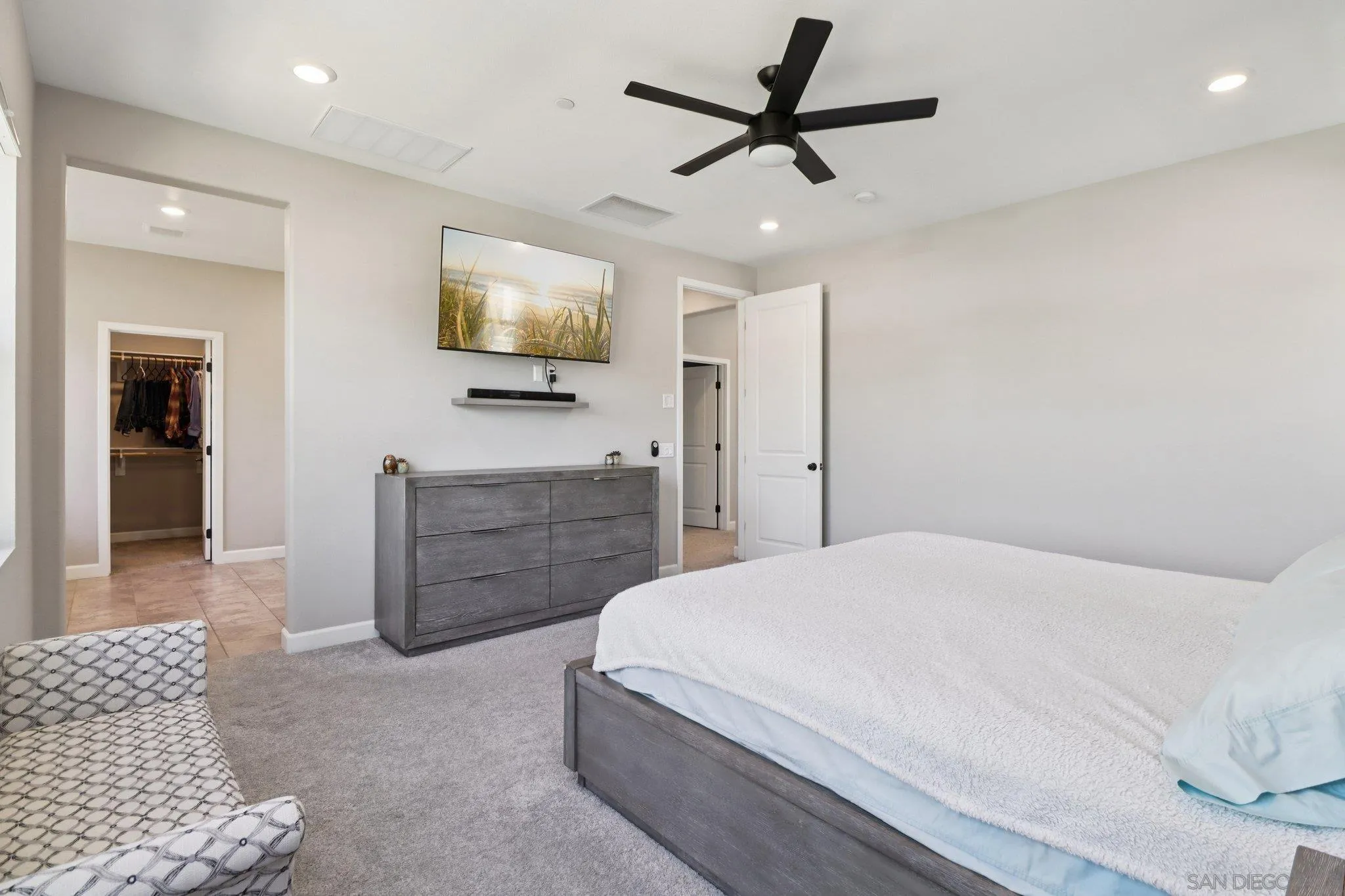 10128 Hercules Way Spring Valley, CA 91977 - Photo 25 of 60