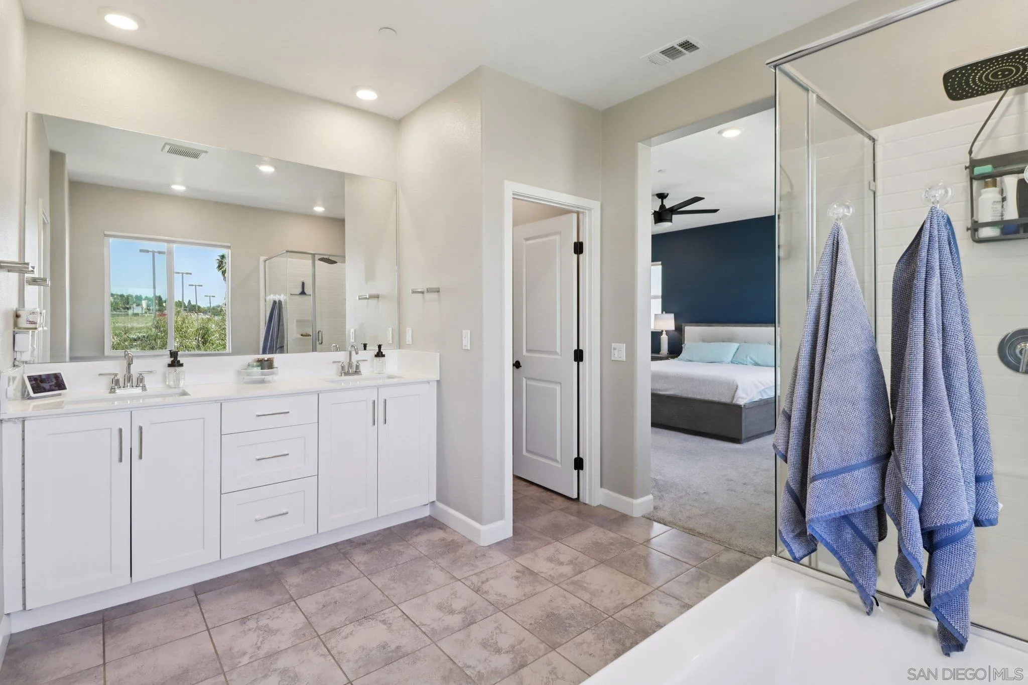 10128 Hercules Way Spring Valley, CA 91977 - Photo 29 of 60